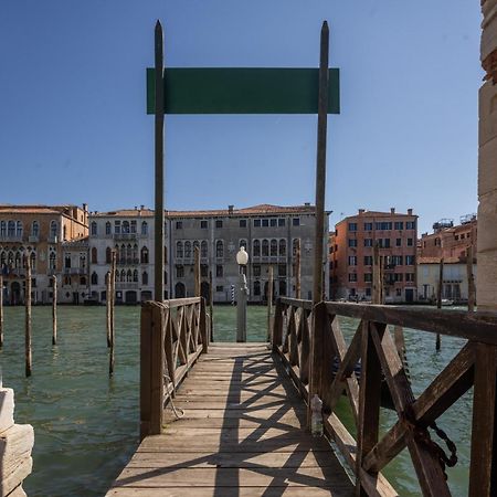 Sant'Aponal Cozy Apartment With Balcony R&R Venezia Eksteriør bilde