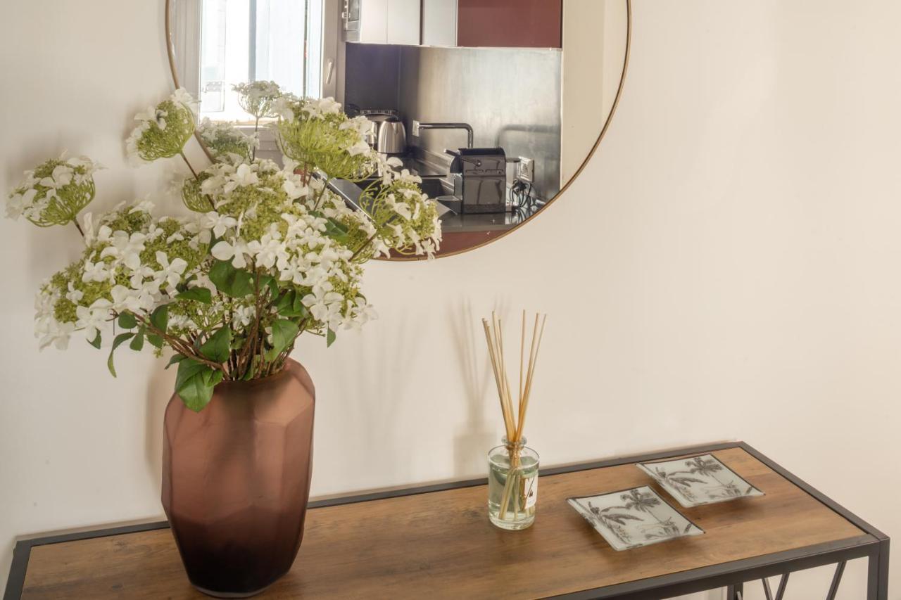 Sant'Aponal Cozy Apartment With Balcony R&R Venezia Eksteriør bilde