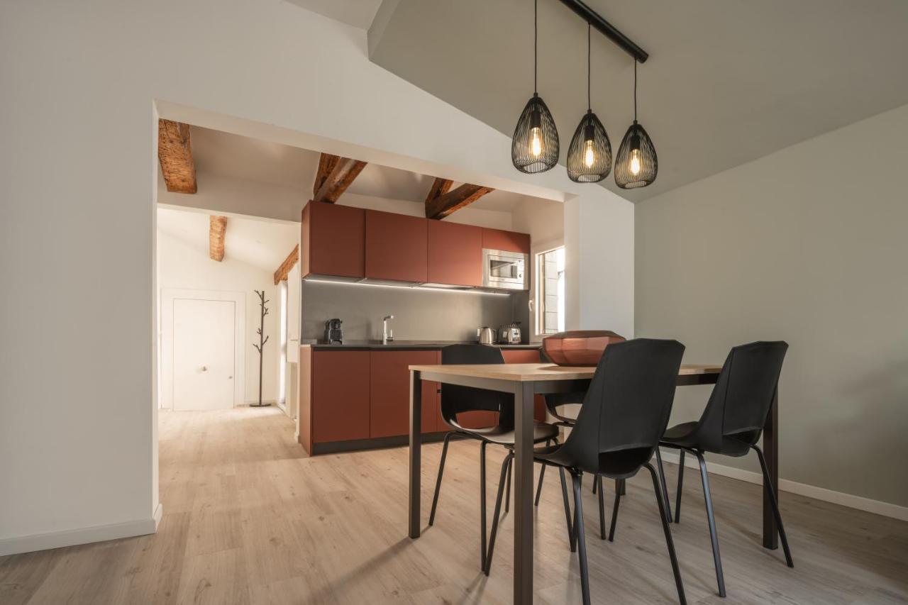 Sant'Aponal Cozy Apartment With Balcony R&R Venezia Eksteriør bilde