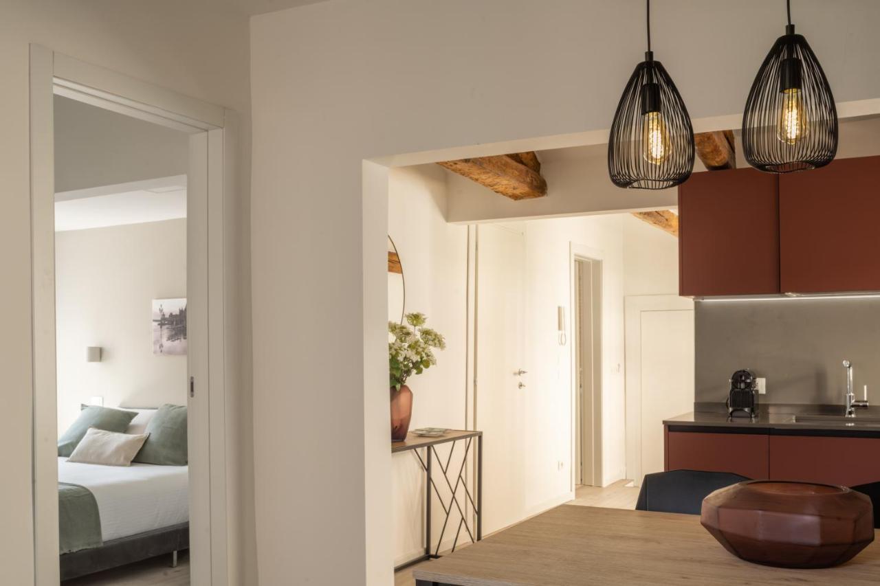 Sant'Aponal Cozy Apartment With Balcony R&R Venezia Eksteriør bilde