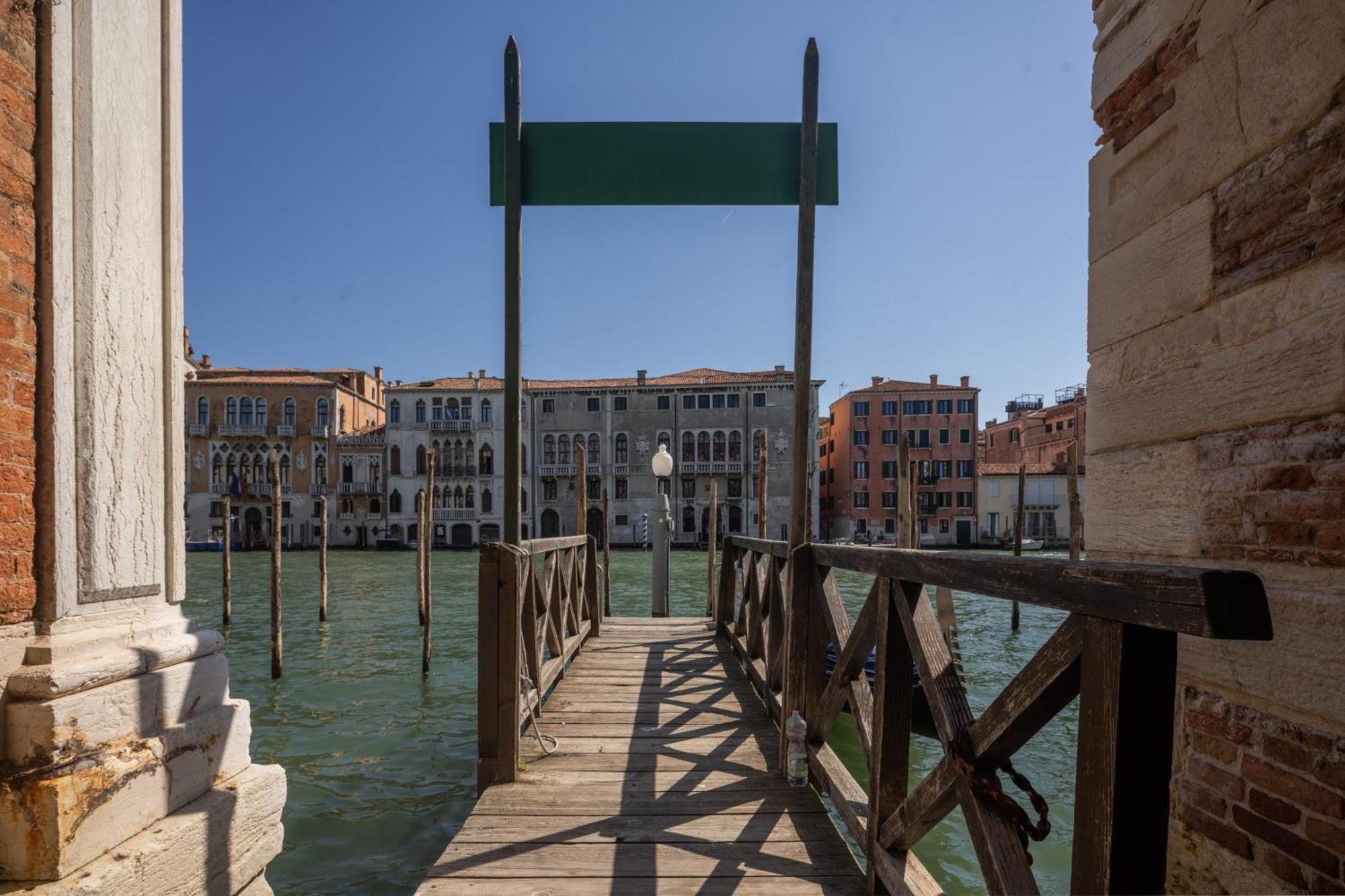 Sant'Aponal Cozy Apartment With Balcony R&R Venezia Eksteriør bilde