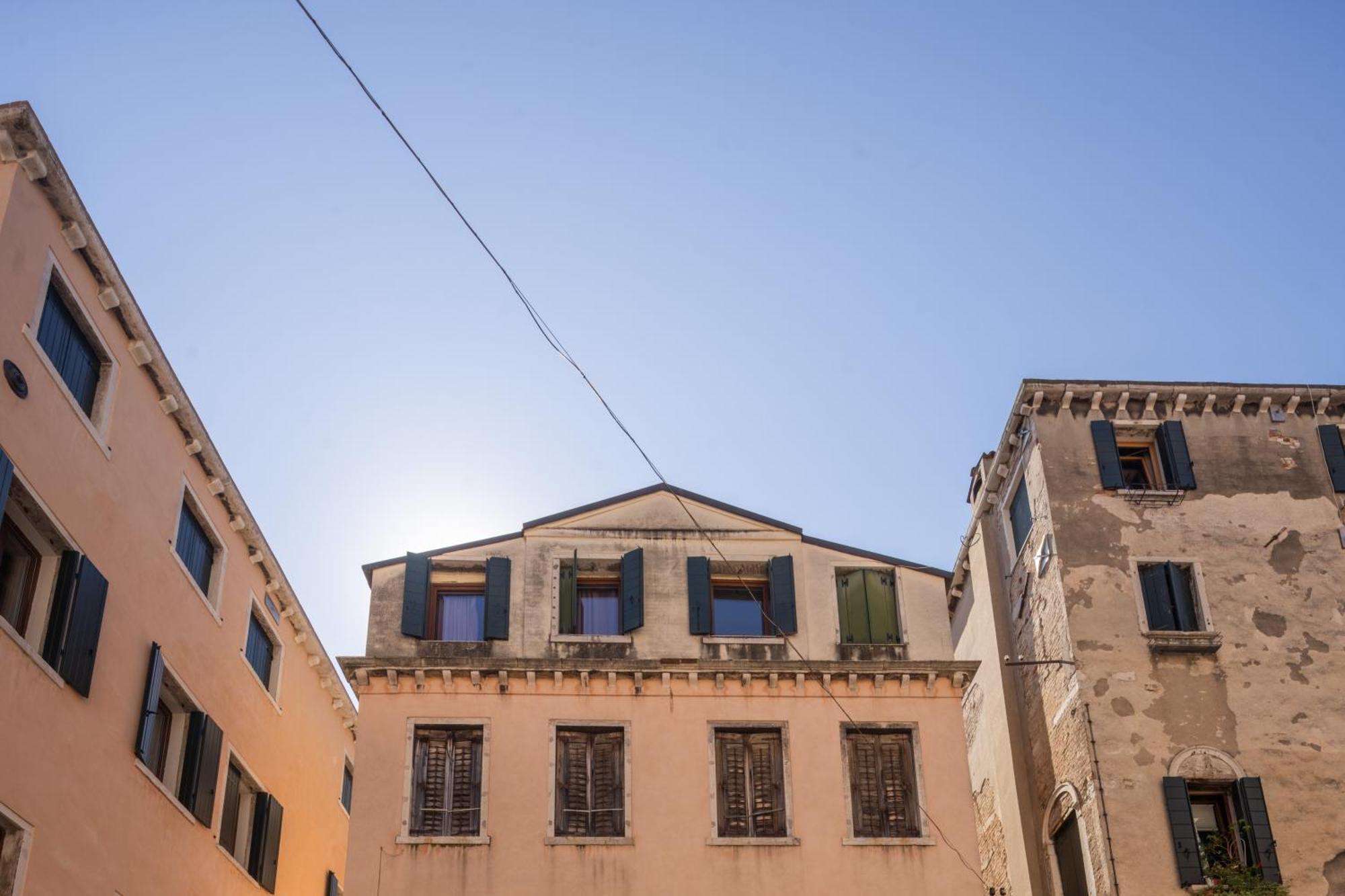 Sant'Aponal Cozy Apartment With Balcony R&R Venezia Eksteriør bilde