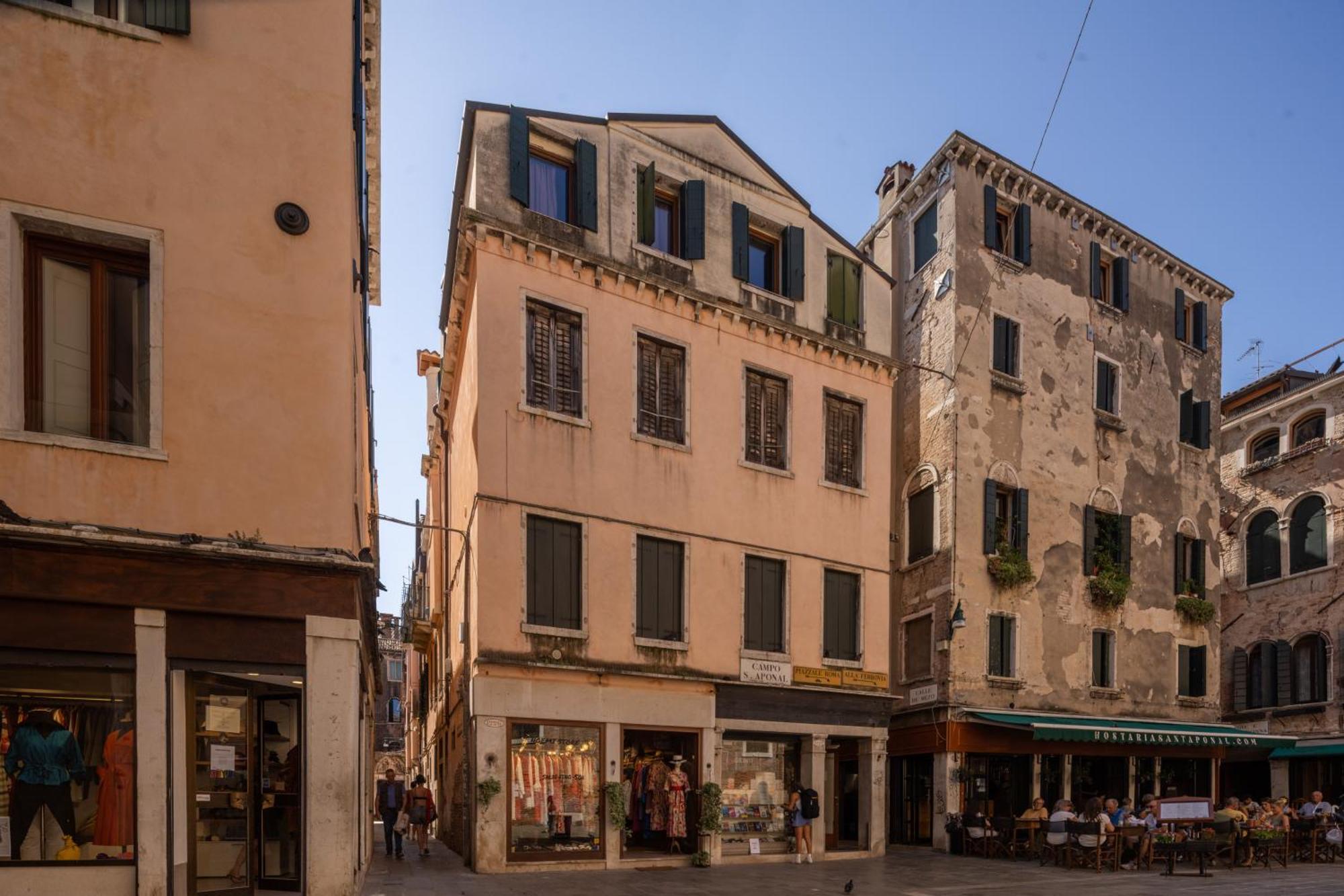 Sant'Aponal Cozy Apartment With Balcony R&R Venezia Eksteriør bilde